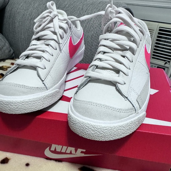 Blazer low ‘77 - Picture 1 of 3